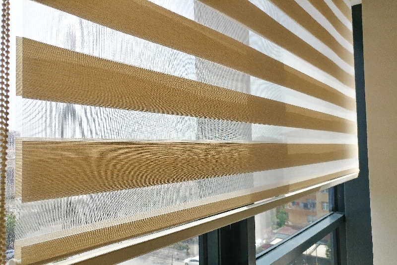 Zebra Perde İle Stor Perde Arasındaki Fark Nedir Temizliği Nasıl Yapılır | Halkalı Halı Yıkama Stor Perde Yıkama